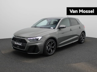 Audi A1 Sportback 30 TFSI S edition l Adaptive cruise control l Climate control l Stoelverwarming l LED-koplampen l Apple Carplay / Android Auto l Privacy glas l Optiekpakket zwart plus l Parkeersensoren l Lichtmetalen wielen
