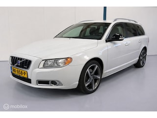 Volvo V70 2.5T Summum AUTOMAAT / LEER