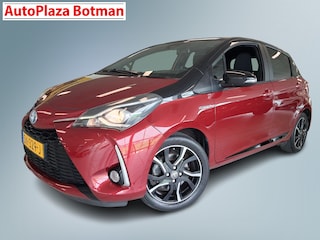 Toyota Yaris 1.5 Hybrid Bi-Tone Plus