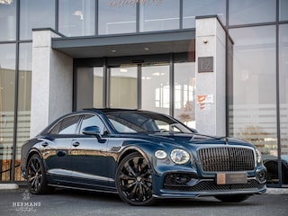 Bentley Flying Spur 4.0 V8 1st Edition / Carbon / Blackline / NAIM / 4-Seat / Pano