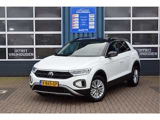 Volkswagen T-Roc 1.0 TSI Life Airco Lichtmetaal Trekhaak Navi