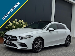 Mercedes-Benz A-klasse 250 e AMG Line FULL PANO SFEER ECC PDC SPORTVELGEN NAVI