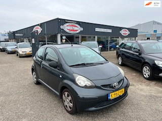 Toyota Aygo 1.0-12V(st-bekr,bj06,3drs,1399,-)