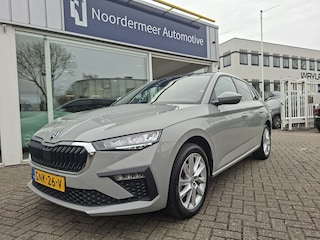 Skoda Scala 1.0 TSI Business Edition automaat / navi / camera / panoramadak / automaat