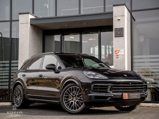 Porsche Cayenne 3.0 / Org. NL / Sport-Chrono / Pano / BOSE / 18-way