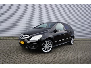 Mercedes-Benz B-klasse 200 Airco / Elektr. ramen / Pano / Parkeersens. / Lm velgen
