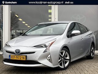 Toyota Prius 1.8 Business Plus | Navigatie | Stoelverwarming | Achteruitrijcamera | Cruise control adaptief
