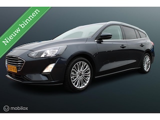 Ford Focus Wagon 1.0 EcoBoost 155 PK Hybrid Titanium X Business, Panoramadak, Stoel-stuurverwarming, Comfortstoel, Donker glas, 17 Inch LMV, Pdc voor + achter + camera