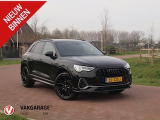 Audi Q3 35 TFSI S Line | Black Optic | Virtual Cockpit | Apple Carplay | NL-Auto | Automaat | 20 inch |
