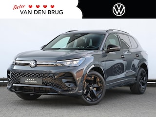 Volkswagen Tiguan 1.5 eHybrid R-Line Edition 204PK DSG Black Style| Panoramadak | LED | Stoel/Stuurverwarming | Camera | Keyless | Side assist