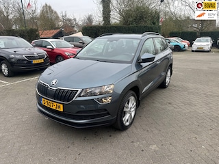 Skoda Karoq 1.0 TSI Style , carplay , pdc , 82.000 km NAP