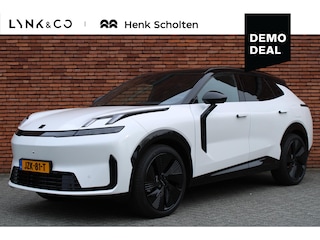 Lynk & Co 08 1.5 More | 200km Hybride | Stoelmassage, Verwarming en Ventilatie | Panoramadak | Matrix LED | Harman Kardon | 360° Camera | Getint glas | Bestuurdersstoel met geheugen | Sfeerverlichting | Apple Carplay | Dodehoekassistent | Adaptive Cruise Contol