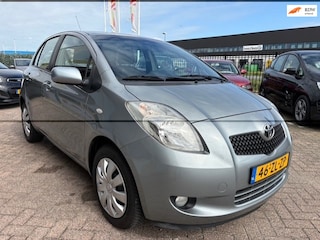 Toyota Yaris 1.3 VVTi Sol AIRCO APK T/M 4-4-2027