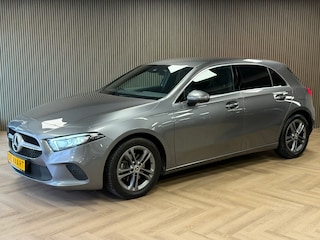Mercedes-Benz A200 AUT. LED AMERA PDC VOOR EN ACHTER ACC APPLE CARPLAY NAVI STOELVERWARMING