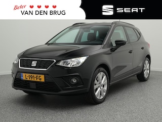 Seat Arona 1.0 TSI 95pk Style Business Intense | Trekhaak | Adaptieve cruise control | Dodehoek detectie | Navigatie |