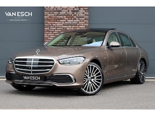 Mercedes-Benz S-klasse 450 e Premium | Luchtvering | Achterasbesturing | Distronic+ | Massage | MBUX Tablet | 3D-Display | Vlakkenverwarming | Stoelventilatie | Nappa Leder | Verwarmd Stuurwiel | HUD |