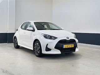 Toyota Yaris 1.5 Hybrid Active | Camera | Carplay/ Android Auto| PDC | NL | 2 EIg|