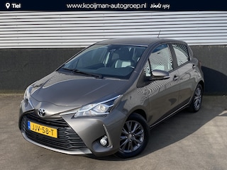 Toyota Yaris 1.5 VVT-i Energy Stoelverwarming, stoere matte grijze velgen, achteruitrij camera, cruise control, automaat!