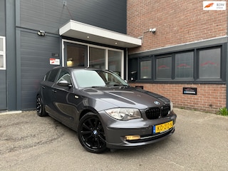 BMW 116i|Pdc|Cruise|Aux|Stoelvwarming|Sportvelgen
