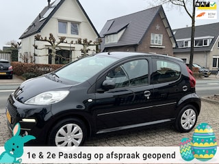 Peugeot 107 1.0 EXCLUSIVE NL-AUTO-NAP