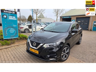 Nissan Qashqai 1.3 DIG-T N-Connecta Automaat l Panorama dak l Trekhaak l Navigatie l Carplay l Bluetooth l Stoelverwarming