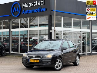 Ford Focus 1.6-16V First Edition 5 drs airco cruise comfortabel