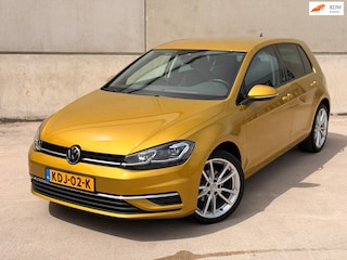 Volkswagen Golf 1.0 TSI Dynaudio LED 17'' ACC Stoelverwarming