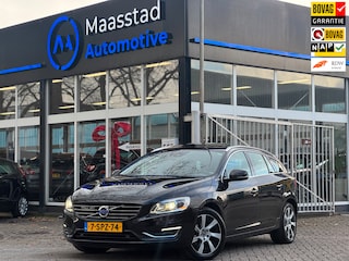 Volvo V60 2.4 D6 AWD Plug-In Hybrid Summum Ultra Luxe uitvoering