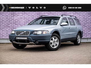 Volvo XC70 2.5 T Geartronic Comfort Line | Trekhaak | Schuif/kantel dak| Cruise control | Stoelverwarming | Elektrisch verstelbare voorstoelen met geheugen | Recent nieuwe distributieriem |