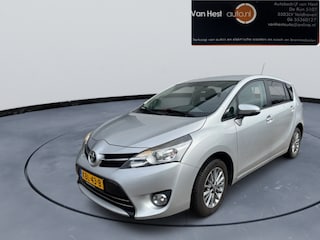 Toyota Corolla Verso 1.8 VVT-i Aspiration 3 MND GAR | NAVI | TREKHAAK | CRUISE CONTRO