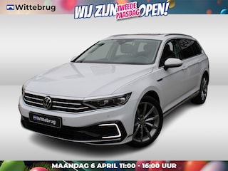Volkswagen Passat Variant 1.4 TSI PHEV 218pk GTE DSG Automaat / Panorama dak / LM 18 inch / IQ LED Matrix / 360 Camera / Wegkl trekhaak Elektr klep
