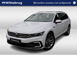 Volkswagen Passat Variant 1.4 TSI PHEV 218pk GTE DSG Automaat / Panorama dak / LM 18 inch / IQ LED Matrix / 360 Camera / Wegkl trekhaak Elektr klep