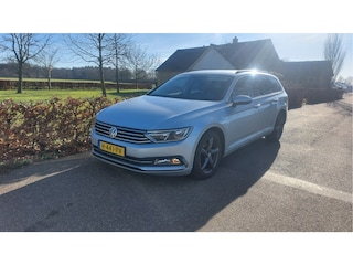 Volkswagen Passat Variant 1.4 TSI ACT Highline CLIMA/ACC/NAVI BJ 2015