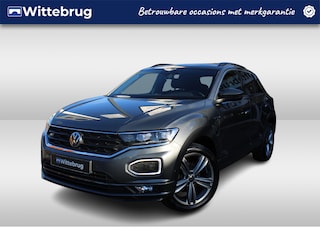 Volkswagen T-Roc 1.5 TSI 150pk R-Line DSG Automaat Navigatie by APP / Panorama dak / LM 18 inch / Park Assist / Camera / Elektr klep