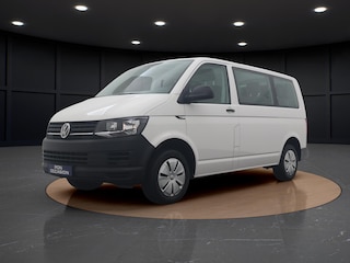 Volkswagen Transporter Kombi 2.0 TDI 102 PK L1H1 9 Persoons Trendline | Incl. BTW/BPM | Airco | Elektrisch pakket | comfort bestuurderstoel