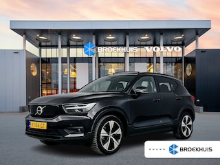 Volvo XC40 P8 AWD Pro | 19" | Panoramadak | Trekhaak | Elektr. verst. Stoelen | Harman Kardon | 360 Camera | Stoel/Stuurverwarming | Warmtepomp | Adaptieve Cruise | BLIS | Keyless | Elektr. Achterklep