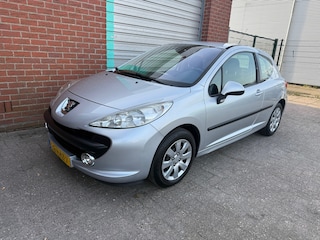 Peugeot 207 1.6 VTi Look 3-deurs Airco Bj:2009 NAP!