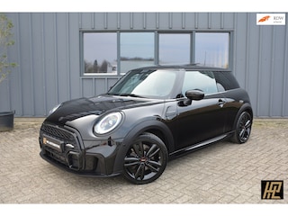 Mini Cooper 1.5 136pk Aut. John Cooper Works * Cognac leer * Pano * HeadUp * Carplay * Camera * Union Jack * 1e eig. * Top!