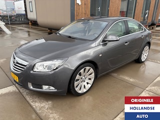 Opel Insignia 1.8 Cosmo Xenon Parksensor Navi van Opa 1935!