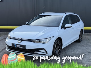 Volkswagen Golf Variant 1.0 eTSI Life Business ACC | BOMVOL
