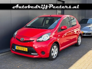 Toyota Aygo 1.0 5-Drs Airco 4-seizoensbanden Netjes