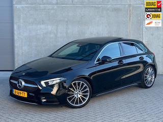 Mercedes-Benz A-klasse 200 AMG-Line AUT Zwart SFEER|PANO