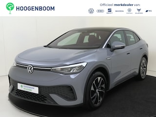 Volkswagen ID.5 Pro 77 kWh | SoH 96% | Stoel- en stuurwielverwarming | Navigatie | Adaptieve cruise control | Voorruit verwarmd | CarPlay | Parkeersensoren | Voorklimatisering |