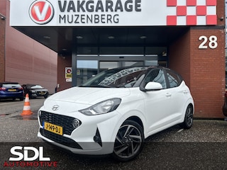 Hyundai i10 1.0 Comfort 5-zits // NAVI + CARPLAY // CAMERA // CRUISE // LMV // DAB