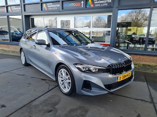 BMW 3-serie Touring (g21) 320e 204pk Aut Nieuwstaat All-in prijs + 12 mnd garantie!