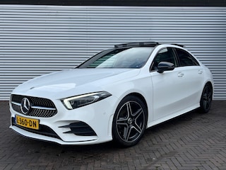 Mercedes-Benz A-klasse 180 Business Solution AMG panorama dak night sfeer licht vol vol