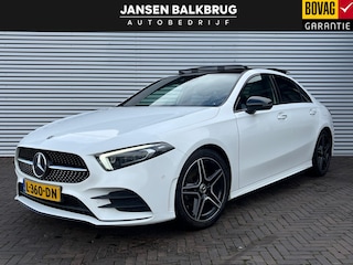 Mercedes-Benz A-klasse 180 Business Solution AMG panorama dak night sfeer licht vol vol
