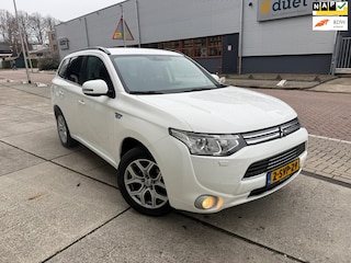 Mitsubishi Outlander 2.0 PHEV instyle+ AUTOMAAT CLIMA Plug in Hybrid