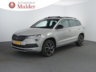 Skoda Karoq 1.5 TSI ACT Sportline Business | Pano | Winterpakket | ACC | Keyless | Camera | Dodehoeksensor |