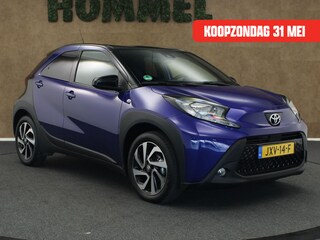 Toyota Aygo 1.0 VVT-i MT Pulse - AIRCO - VOORSTOELEN VERWARMD - 17 INCH LICHT METALEN VELGEN - CAMERA - APPLE CARPLAY/ ANDROID AUTO - ADAPTIEVE CRUISE CONTROL - MISTLAMPEN VOOR - DONKER GETINTE RAMEN ACHTER - TWO TONE LAK